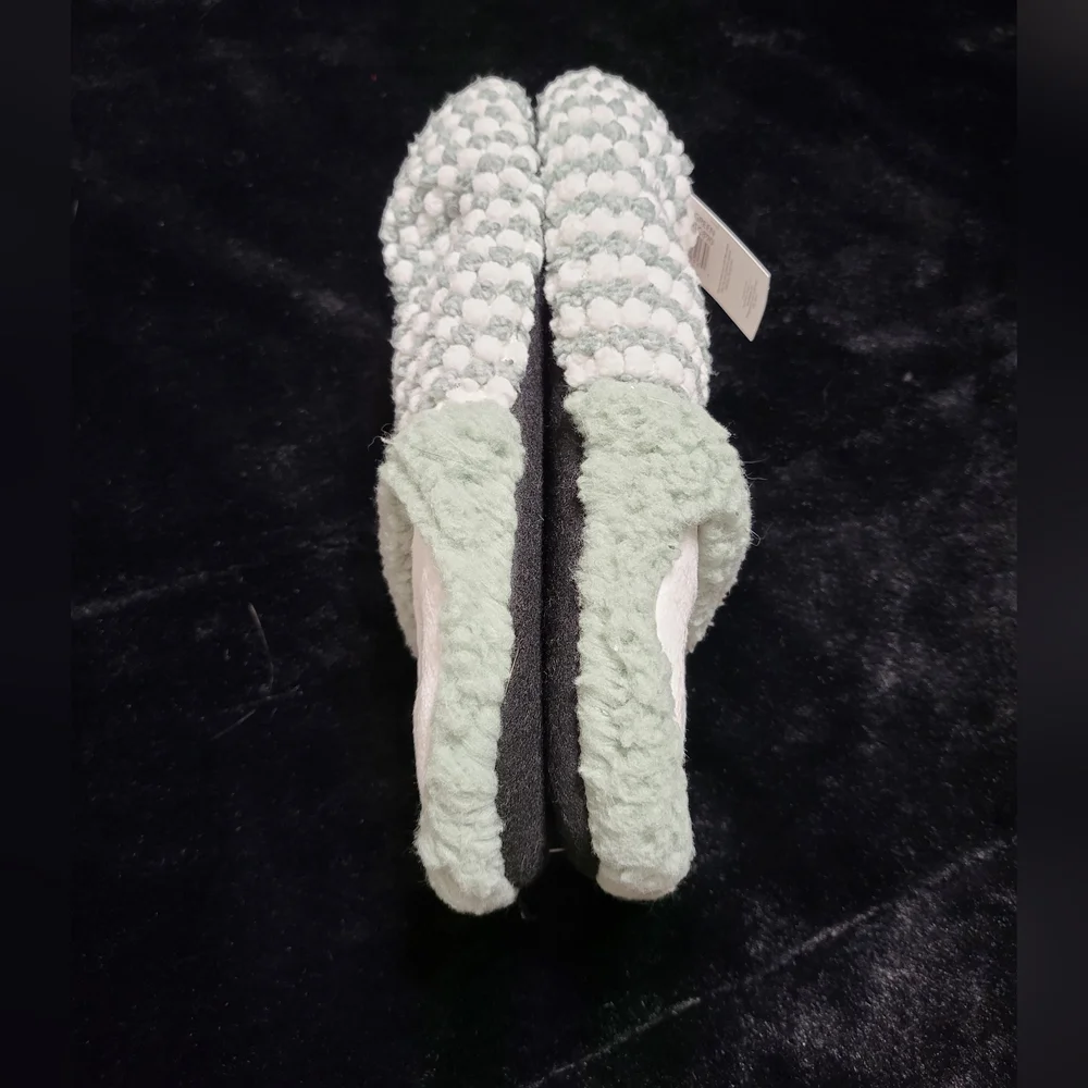 Fuzzy Bubba Owl Slipper Socks NWT